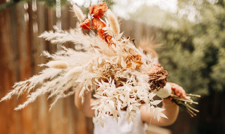 Toddler Trick for Photos
